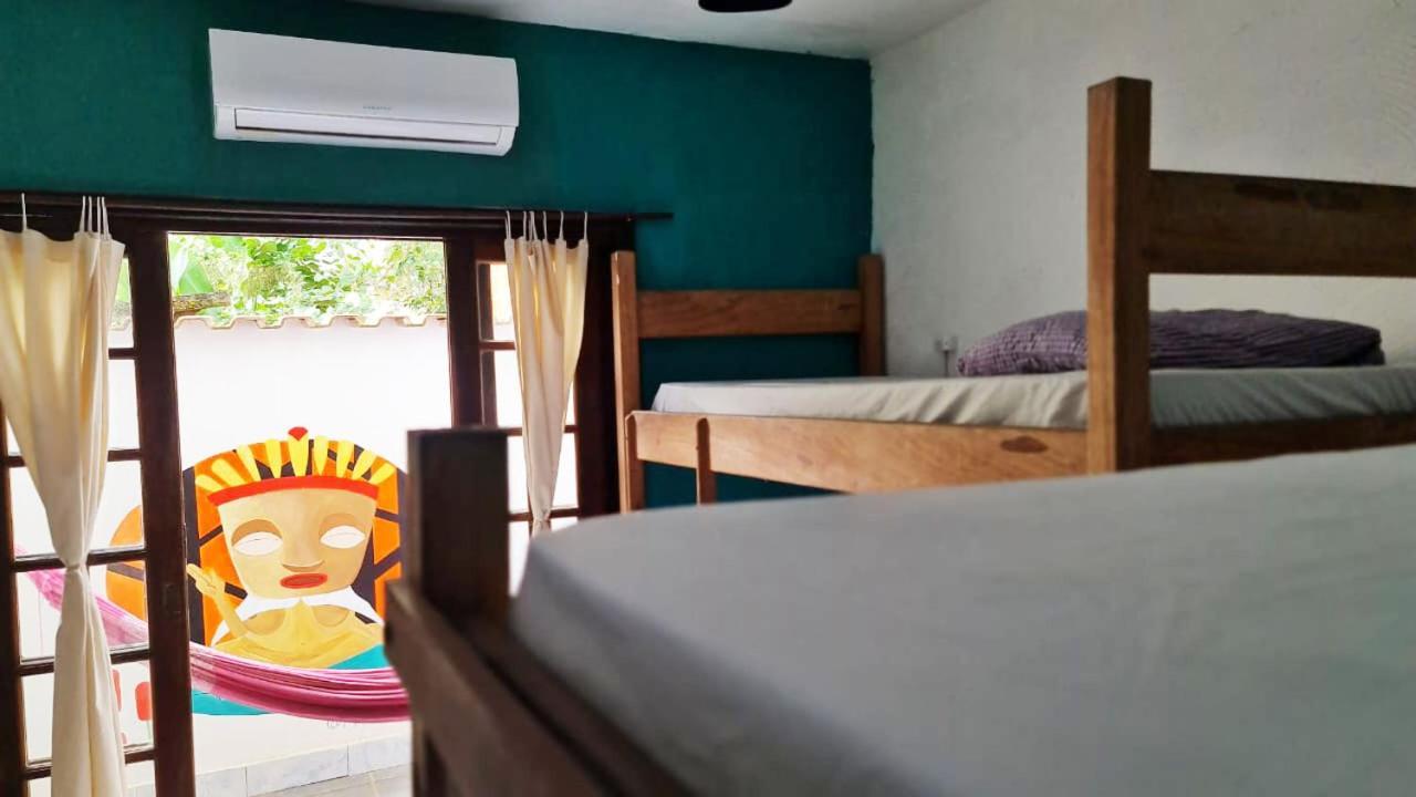 Mahalo Hostel Vila do Abraao Bagian luar foto