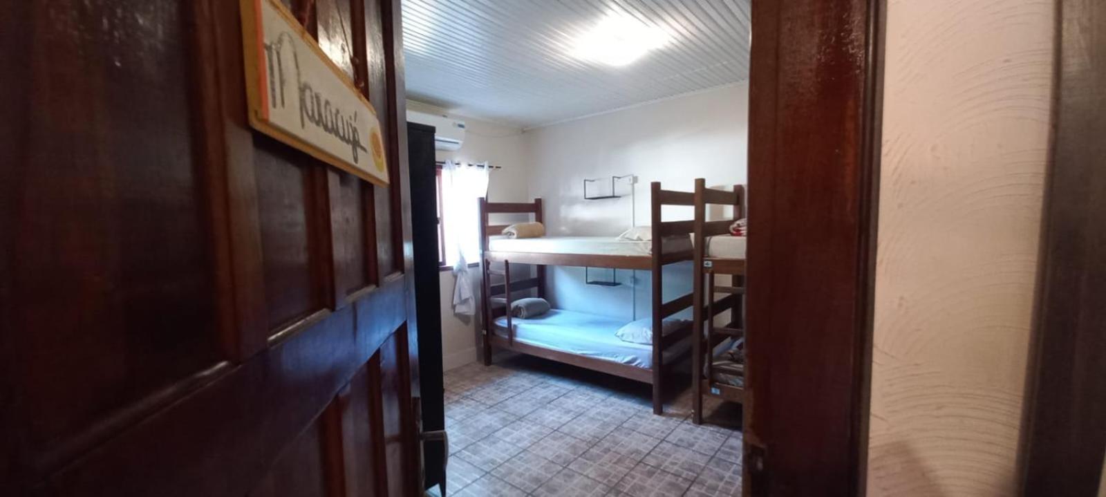 Mahalo Hostel Vila do Abraao Bagian luar foto